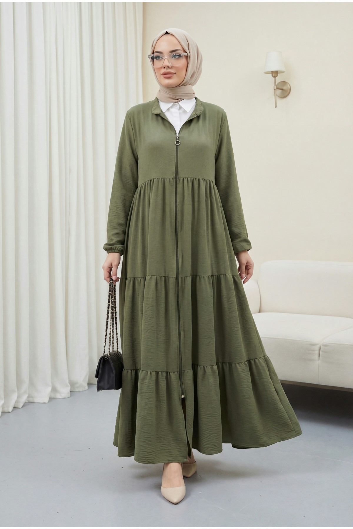 Ayrobin Abaya with Elasticated Sleeves and Zipper from the Neck -Khaki