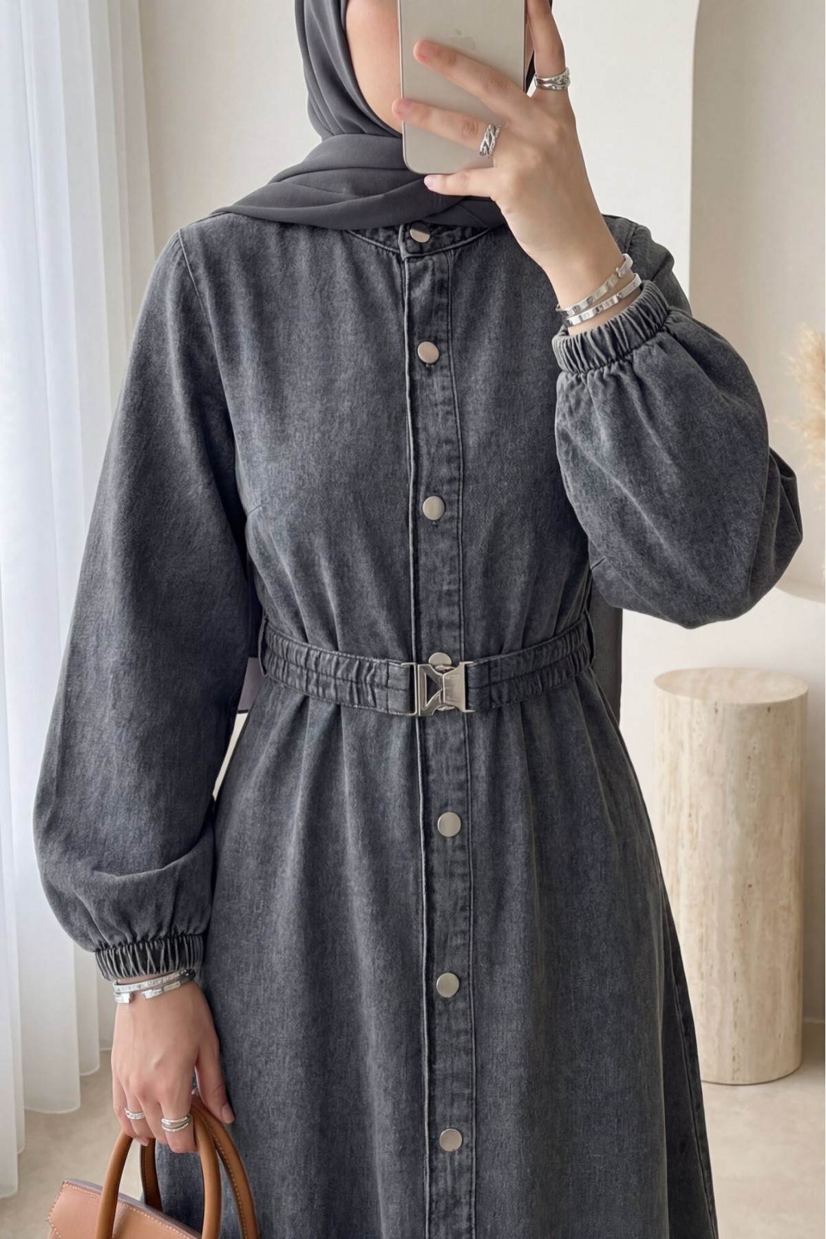 Lastik Kemerli Düğmeli Uzun Kot Elbise -Füme