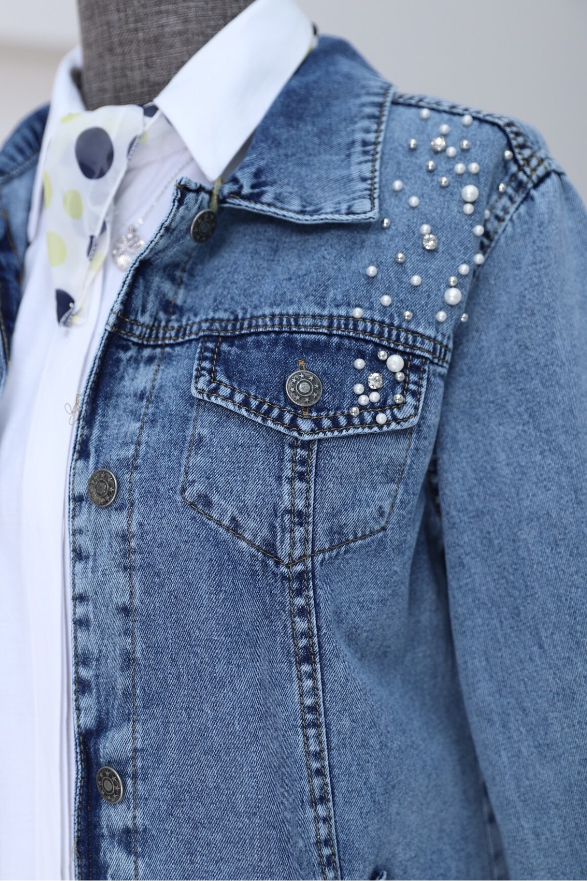 Stone Embroidered Washed Denim Jacket -Blue