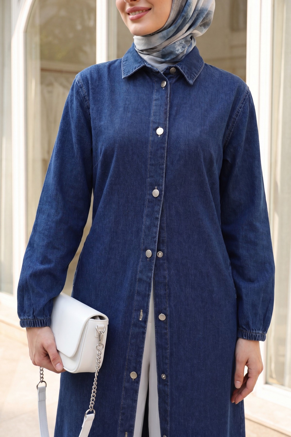 Denim Cap with Elastic Sleeves and Buttons     -Navy blue