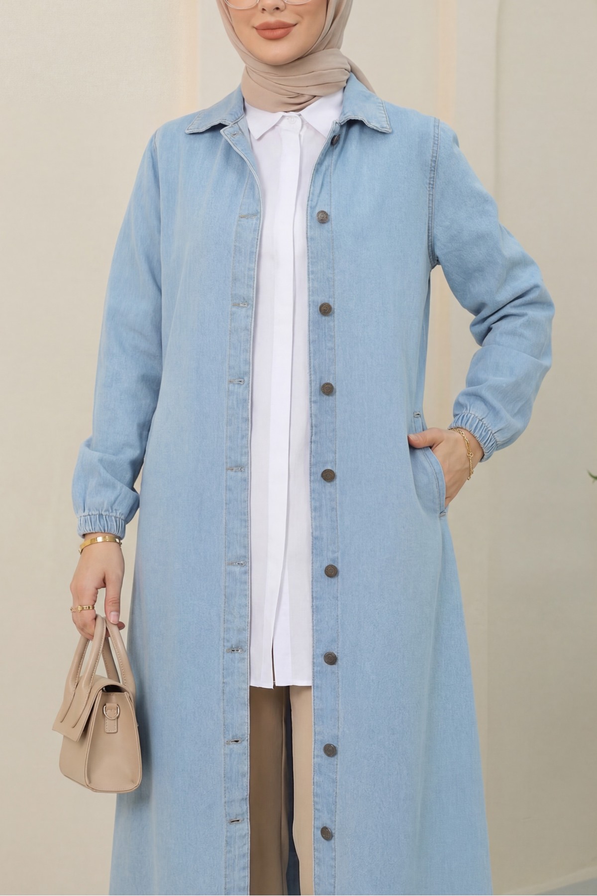 Denim Cap with Elastic Sleeves and Buttons -Light blue
