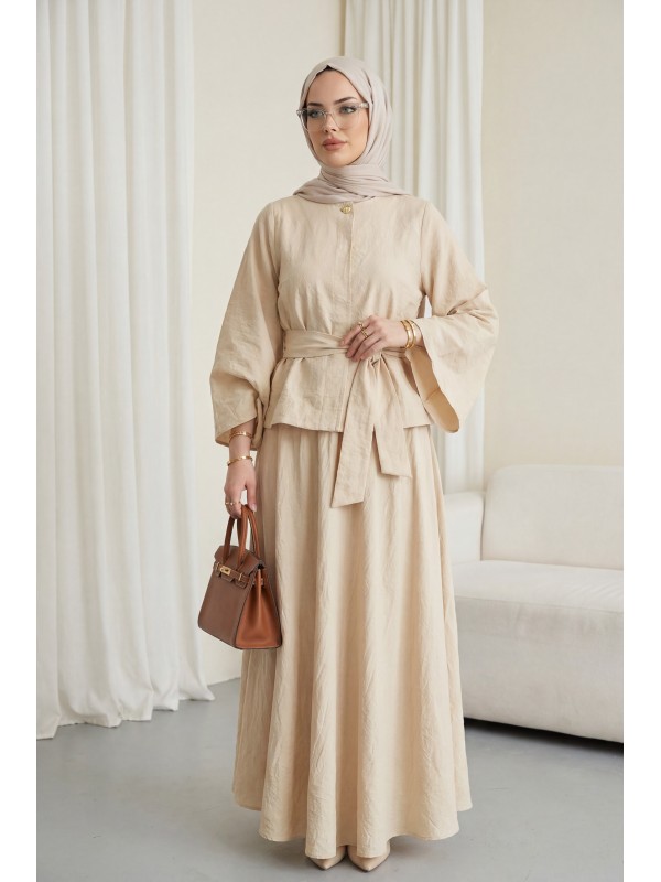 طقم تنورة من قطعتين بحزام وزر واحد -اللون البيج