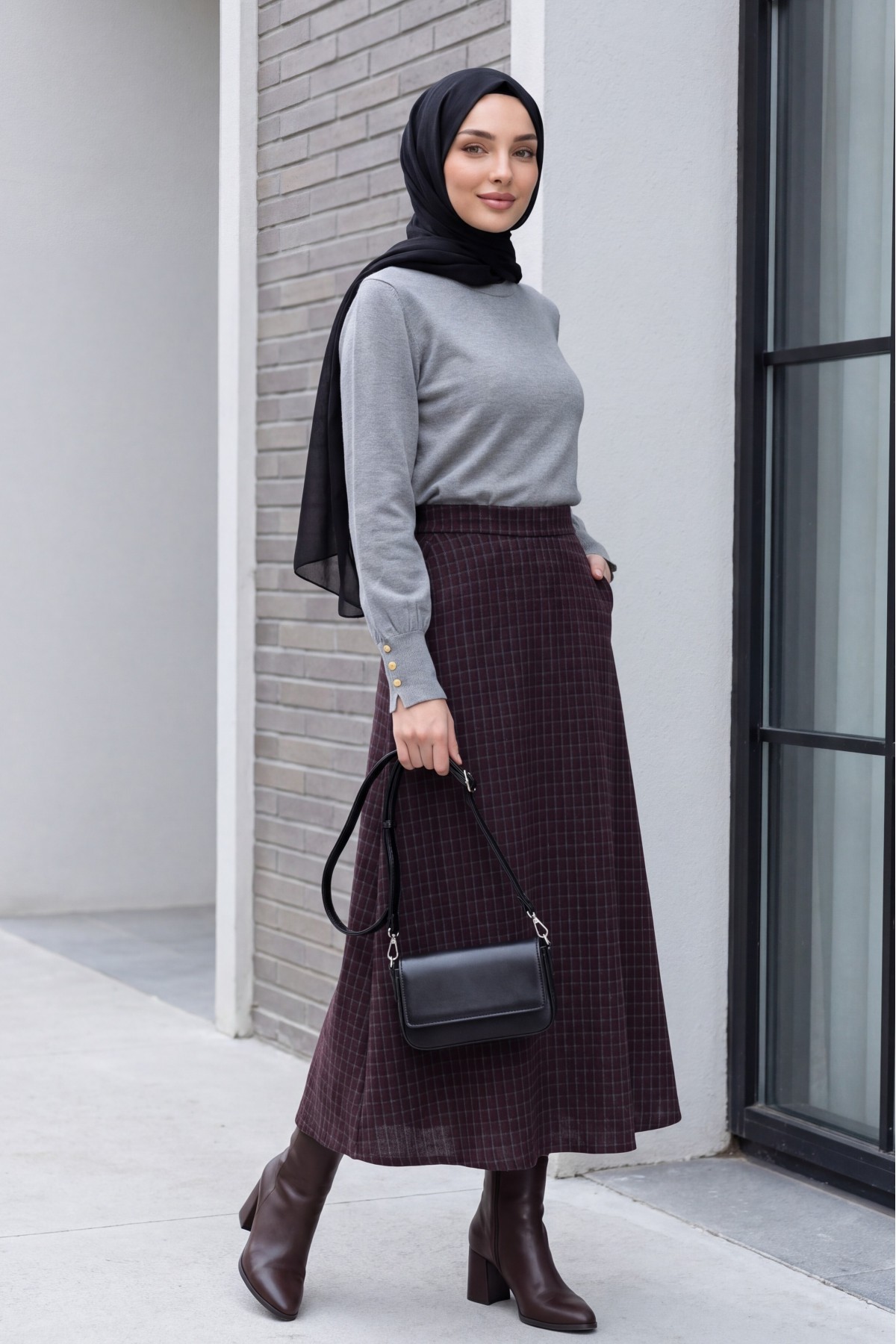 Flared Plaid Skirt with Zipper and Dual Pockets -Dark Bordo