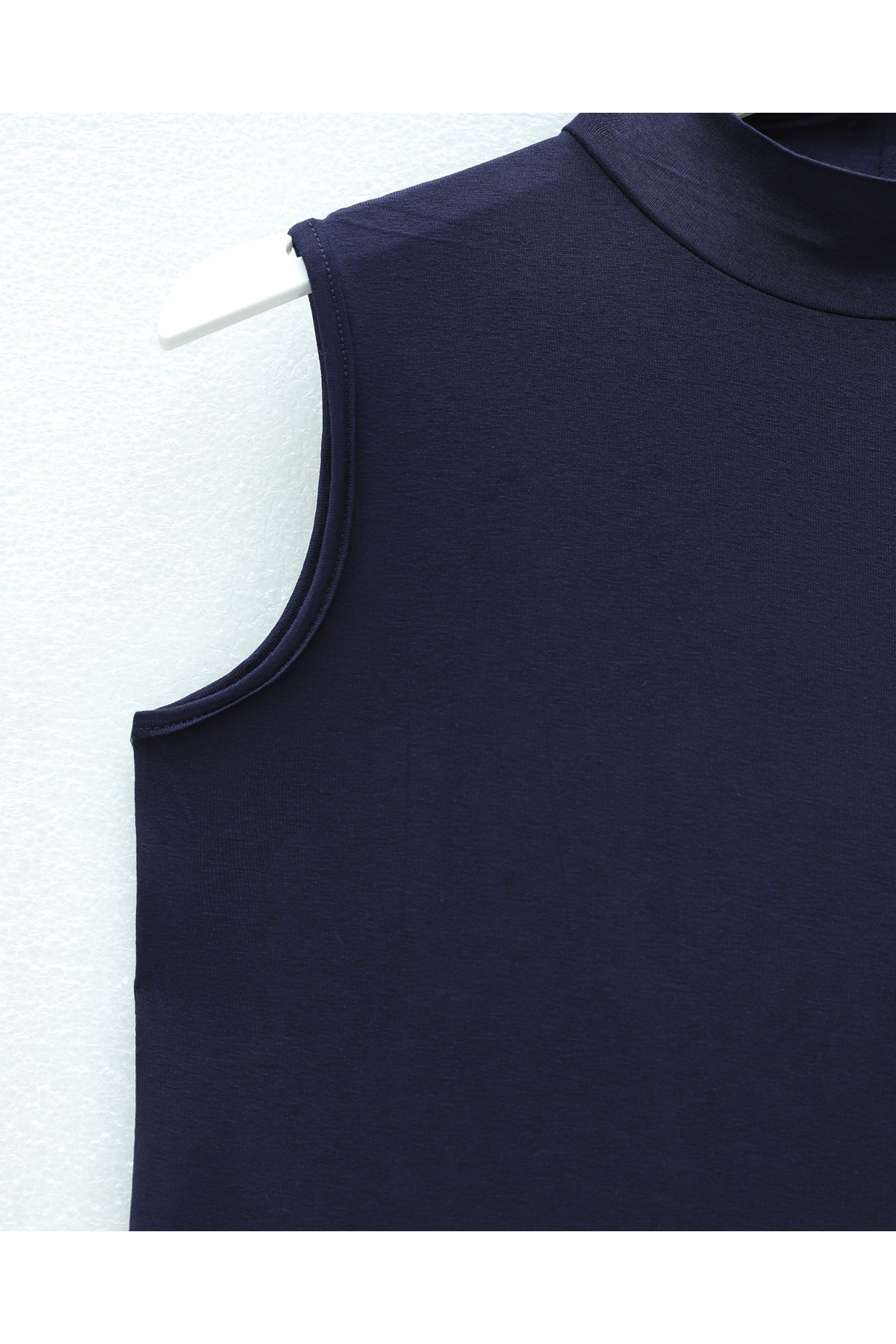 Stand-collar sleeveless cotton undershirt -Navy blue