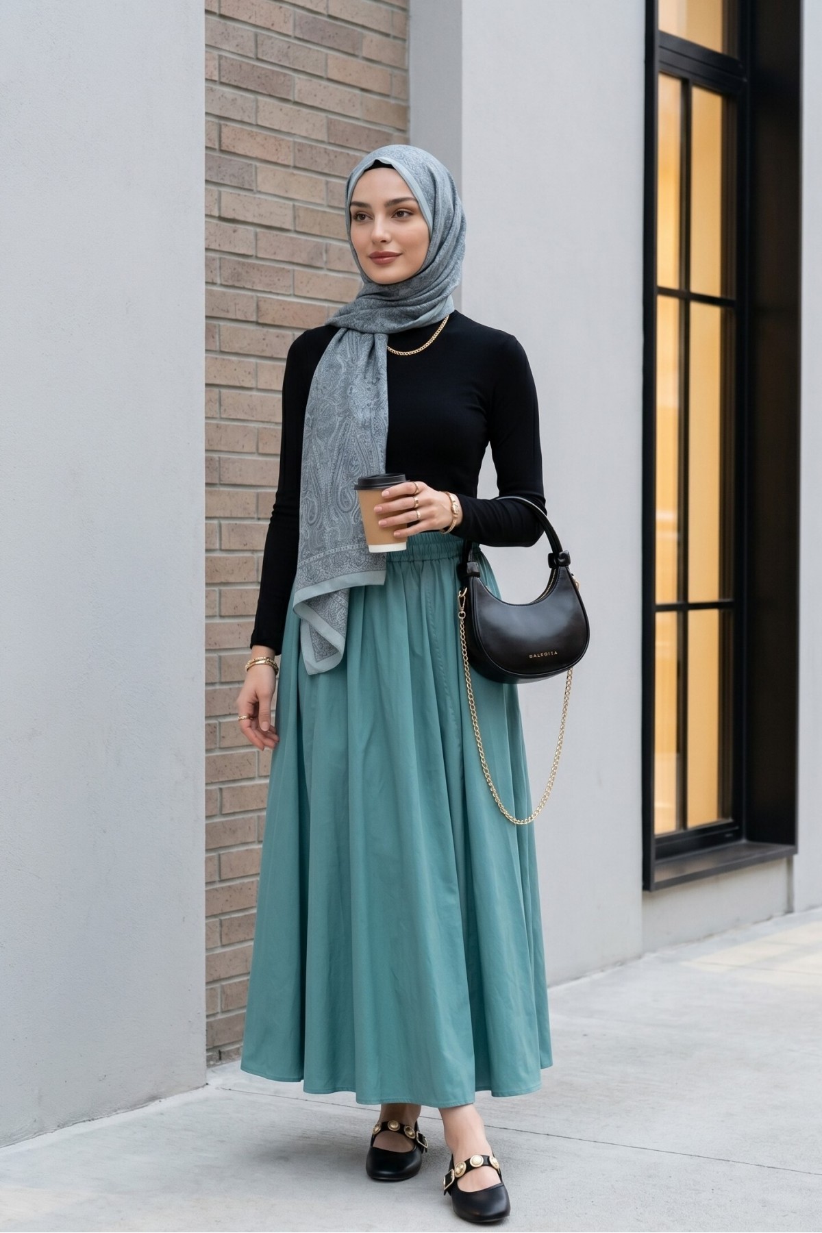 بلوزة داخلية بأكمام طويلة وياقة عالية -Black