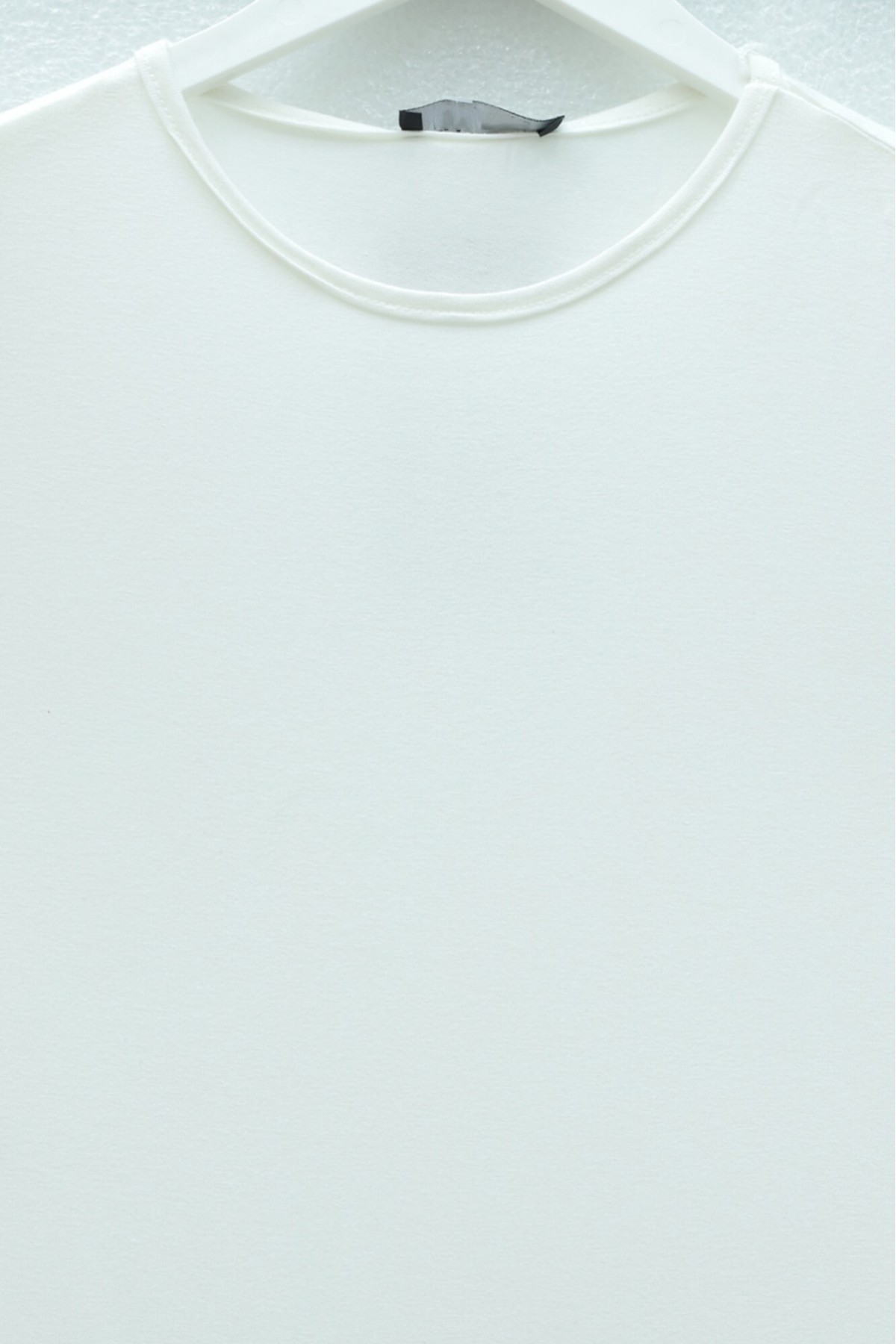 Sleeveless Crew Neck Cotton Undershirt -Ecru