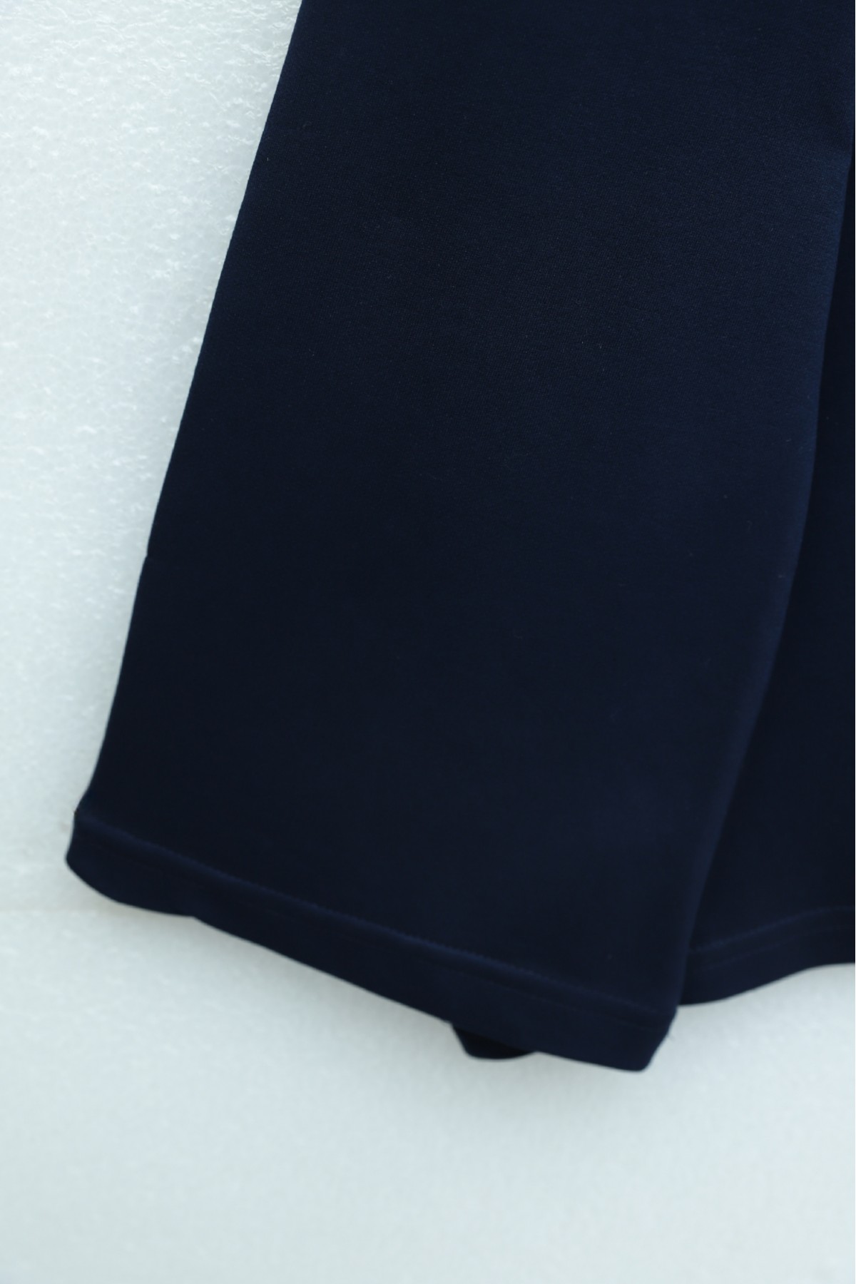 V-Neck Double Layer 2-Thread Cotton Blouse -Navy blue