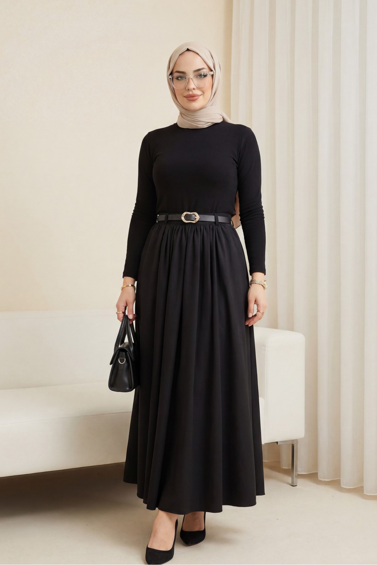 Twill Skirt with Buckle Belt, Pleated Side Pockets and Zipper -Black