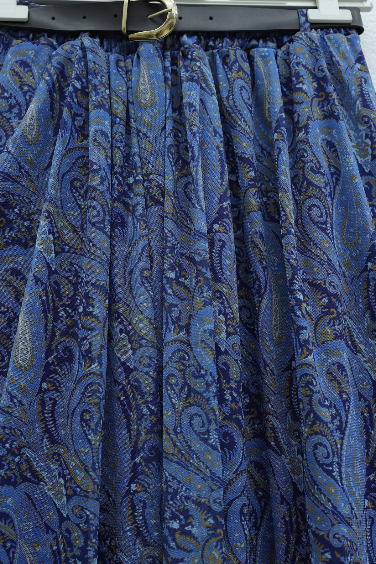 تنورة من التول منقوشة مبطنة بحزام وخصر مطاطي  -اللون النيلي