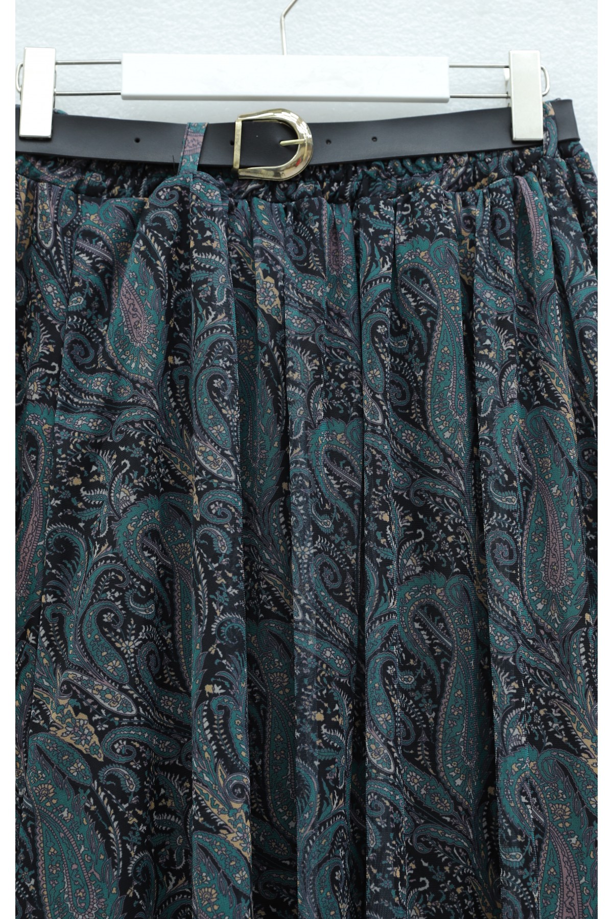 تنورة من التول منقوشة مبطنة بحزام وخصر مطاطي  -بترولي