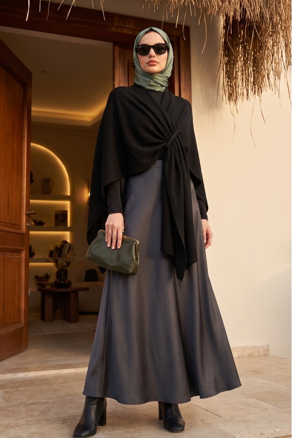 Loose Fit Everyday Knitted Poncho -Black