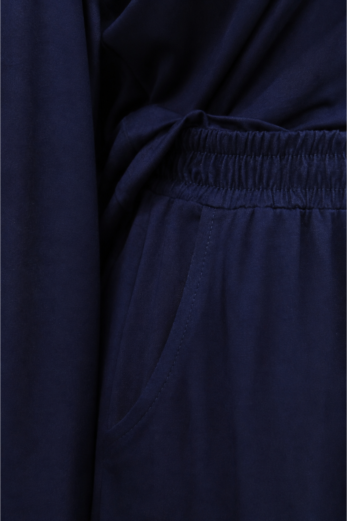 Asymmetrical Cut Trousers and Pocketed Loose Viscose Poncho Set -Navy blue