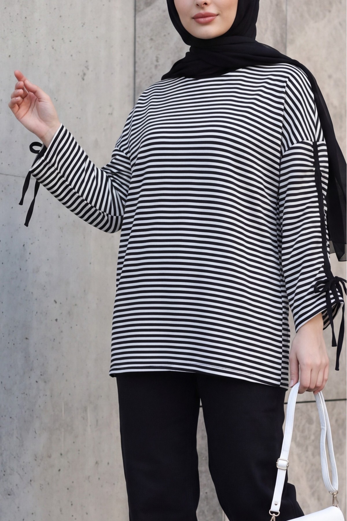 Crew Neck Striped Sweatshirt with Ruched Sleeves -Black