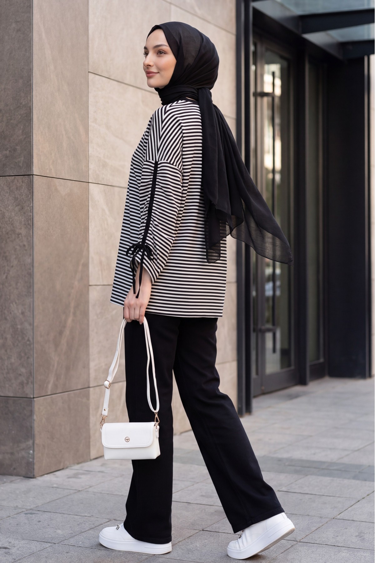 Crew Neck Striped Sweatshirt with Ruched Sleeves -Black