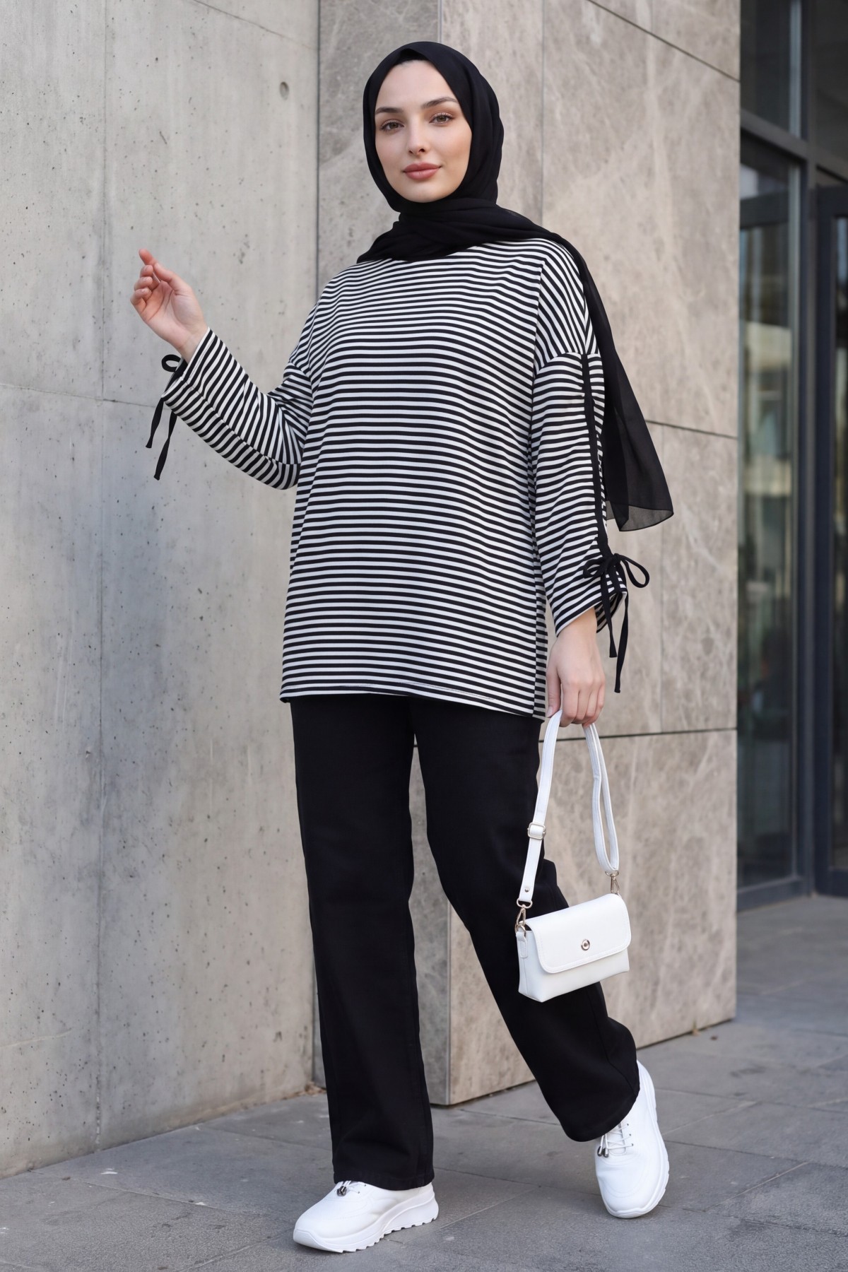 Crew Neck Striped Sweatshirt with Ruched Sleeves -Black