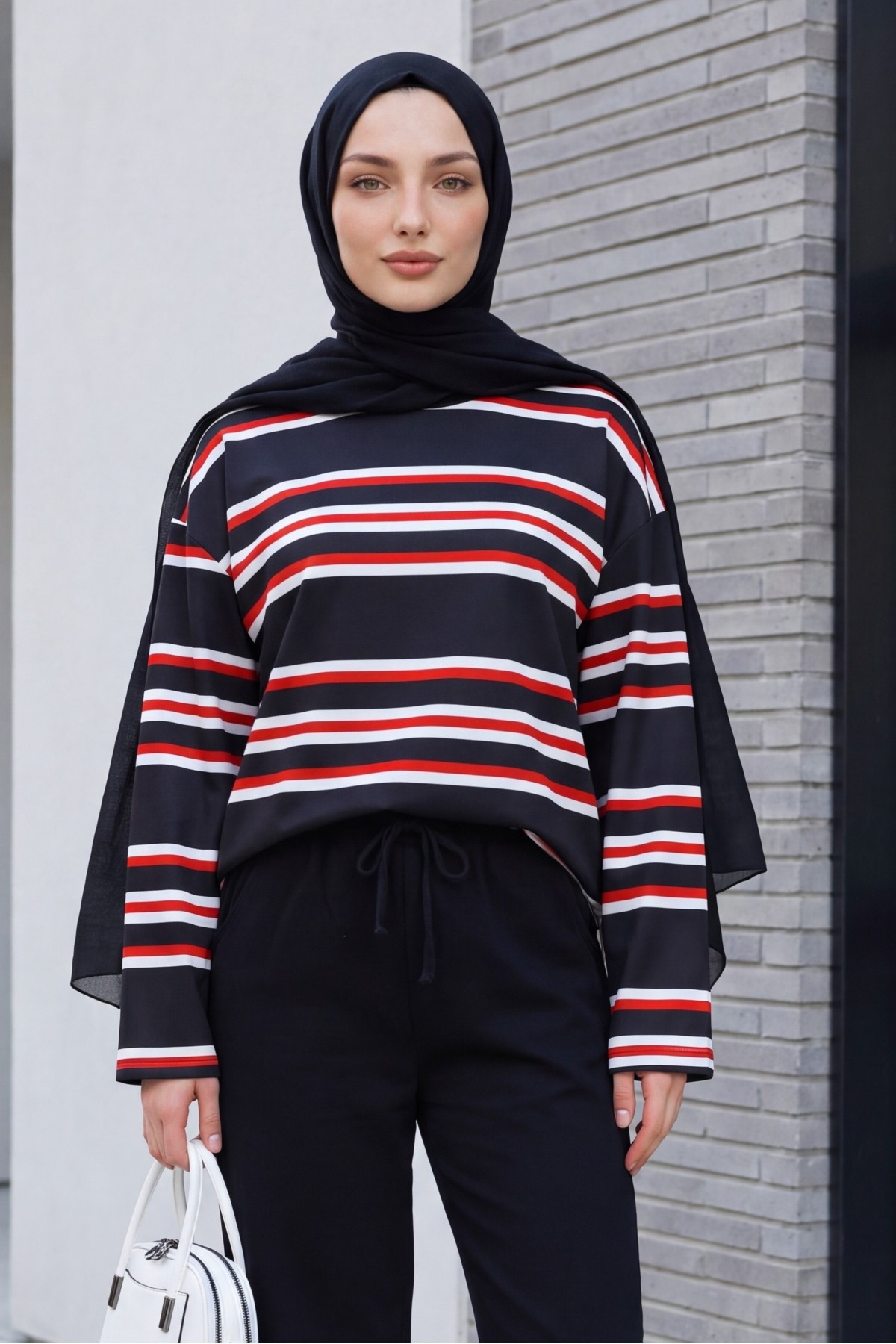 Crew Neck Thick-Striped Relaxed-Fit Jersey Sweatshirt -Black