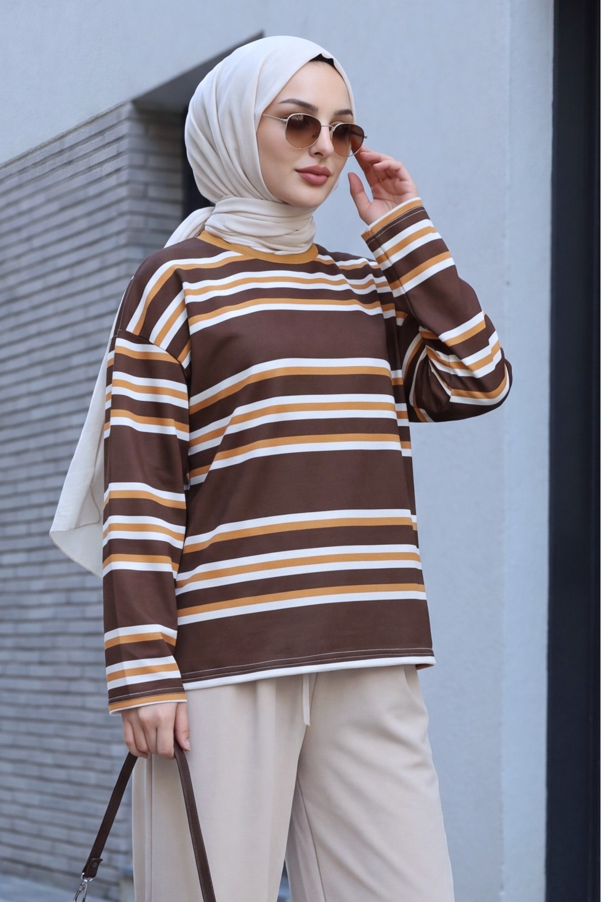 Crew Neck Thick-Striped Relaxed-Fit Jersey Sweatshirt -Brown