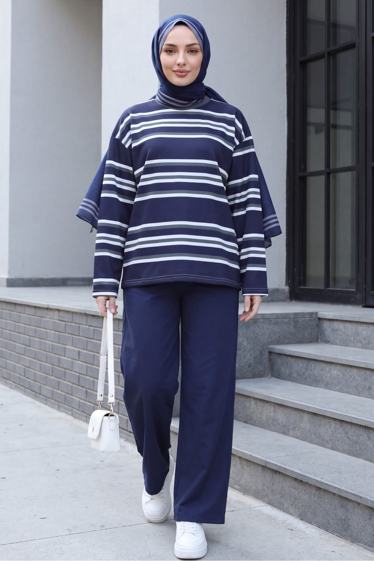 Crew Neck Thick-Striped Relaxed-Fit Jersey Sweatshirt -Smoked 