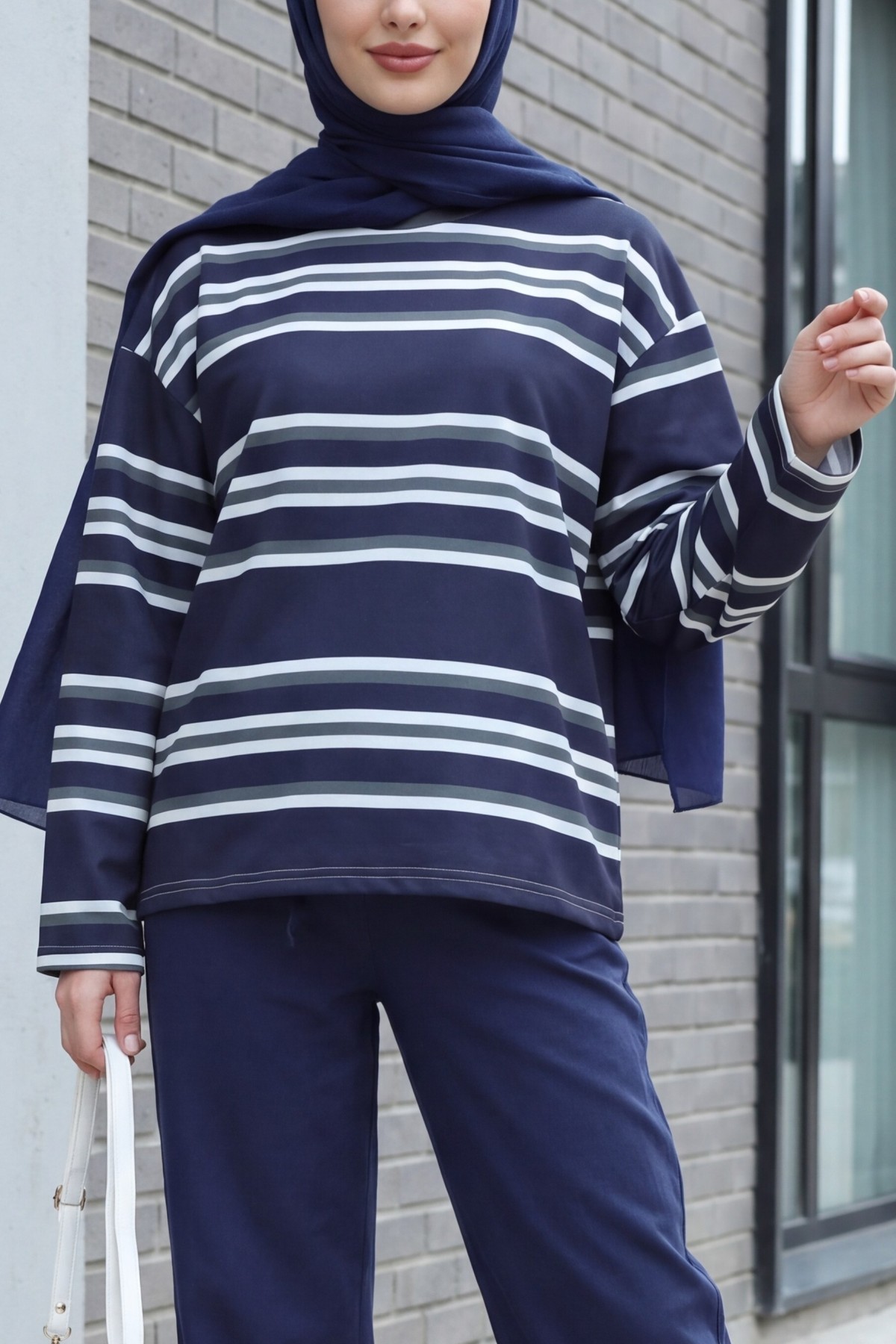 Crew Neck Thick-Striped Relaxed-Fit Jersey Sweatshirt -Smoked 