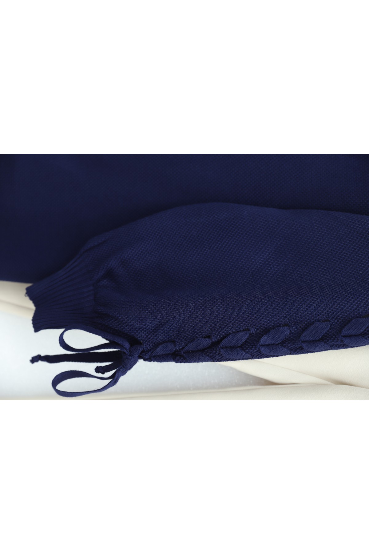 Loose-fitting knitted cardigan with braided sleeves -Navy blue