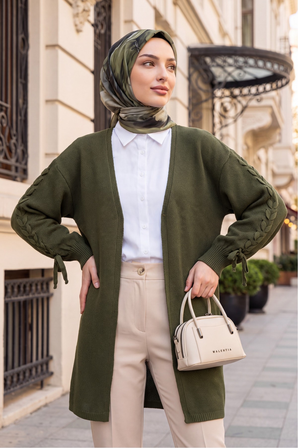 Loose-fitting knitted cardigan with braided sleeves -Khaki