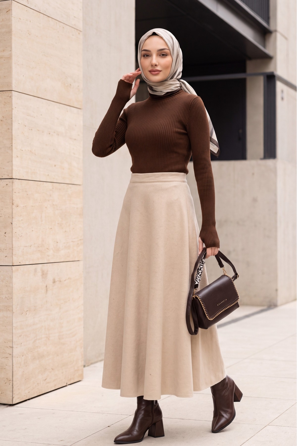 Turtleneck Knitted Bodysuit with Finger-Loop Detail -Brown