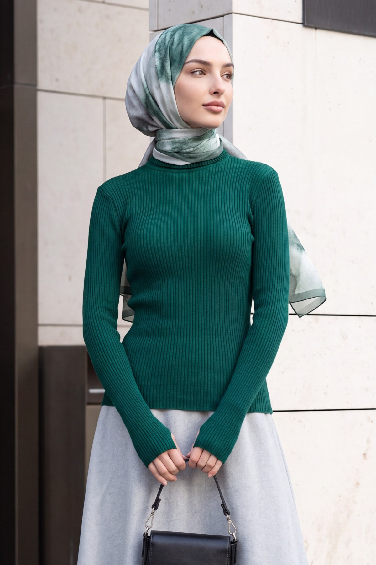 Turtleneck Knitted Bodysuit with Finger-Loop Detail -Emerald