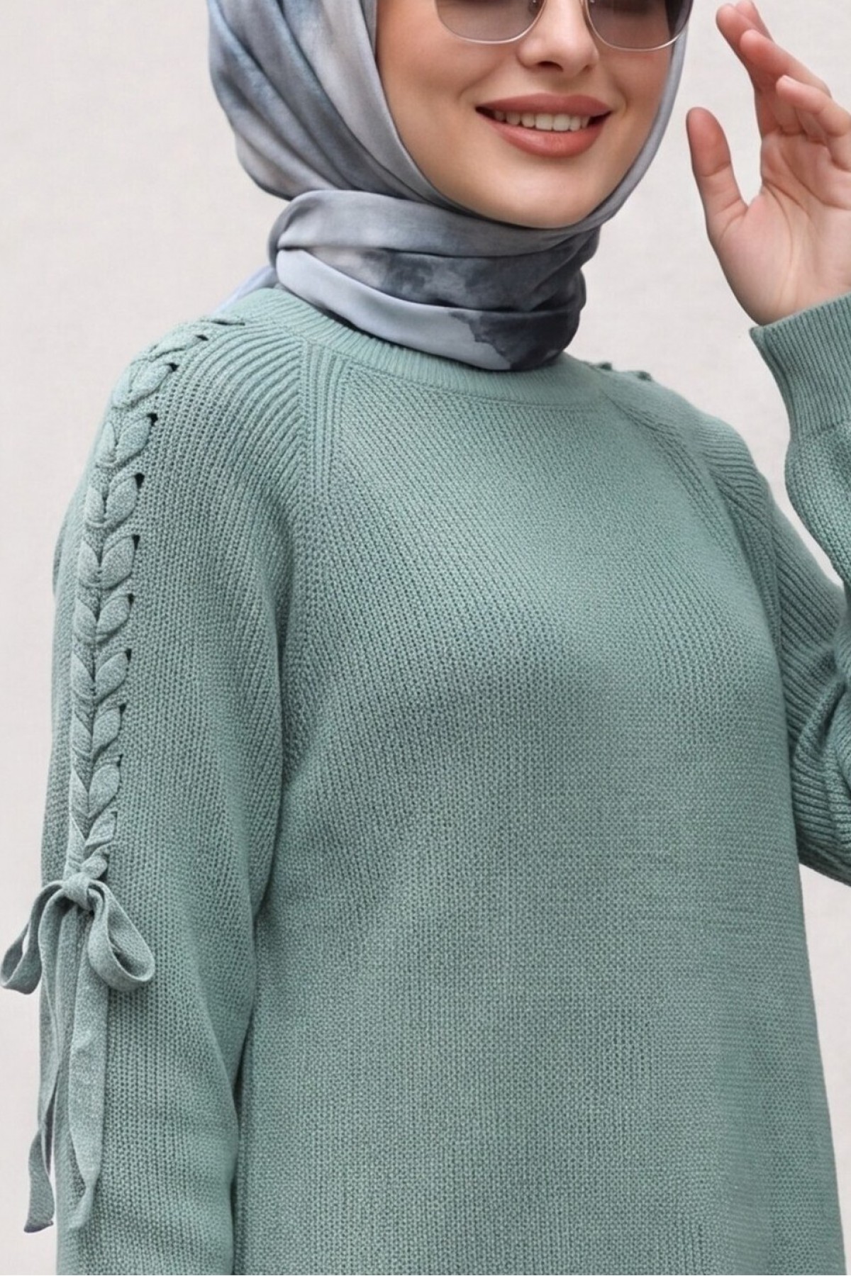 Casual Knit Tunic with Shoulder Braid  -Mint Color