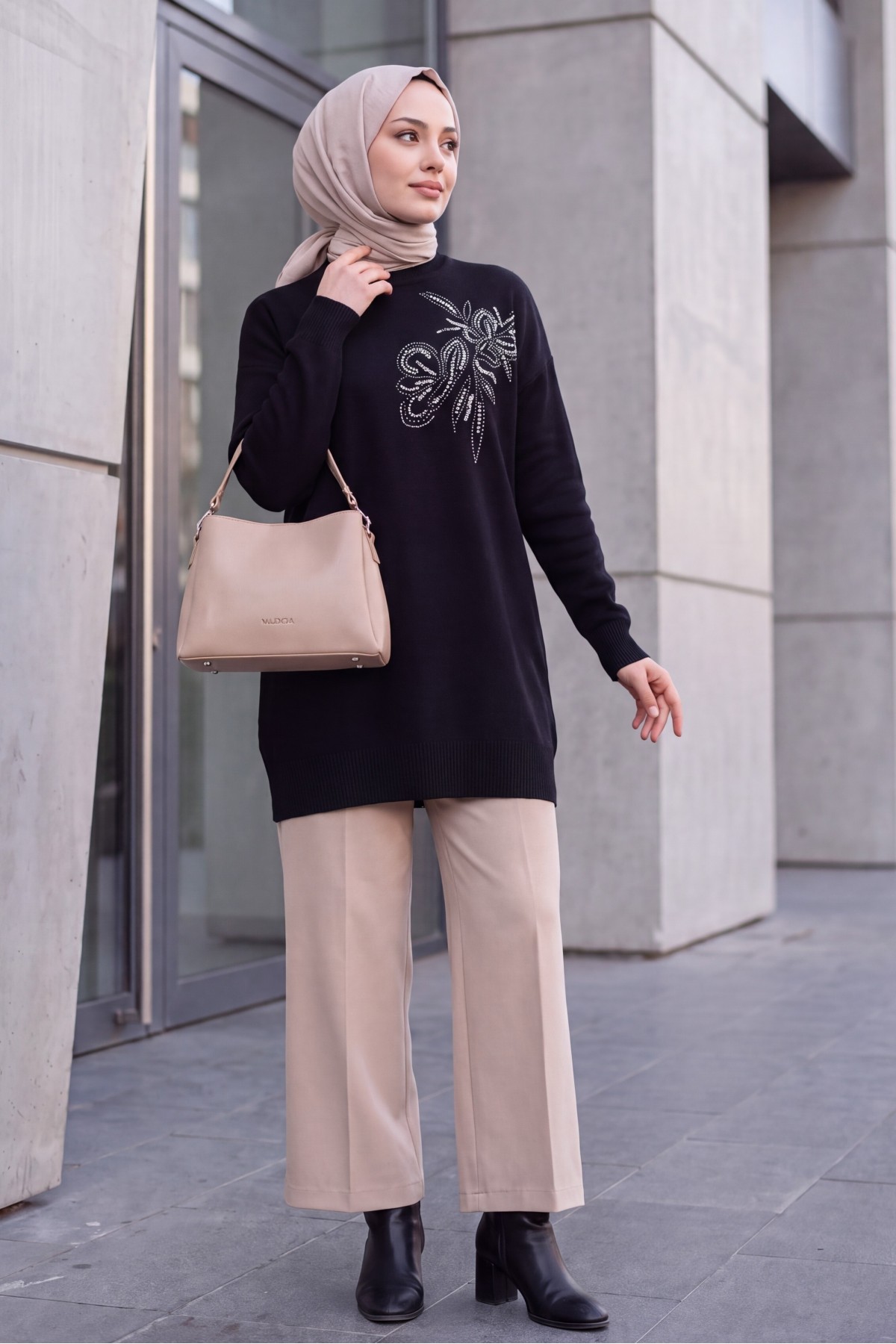 Crew Neck Knit Tunic with Slit and Bead & Sequin Details -Black