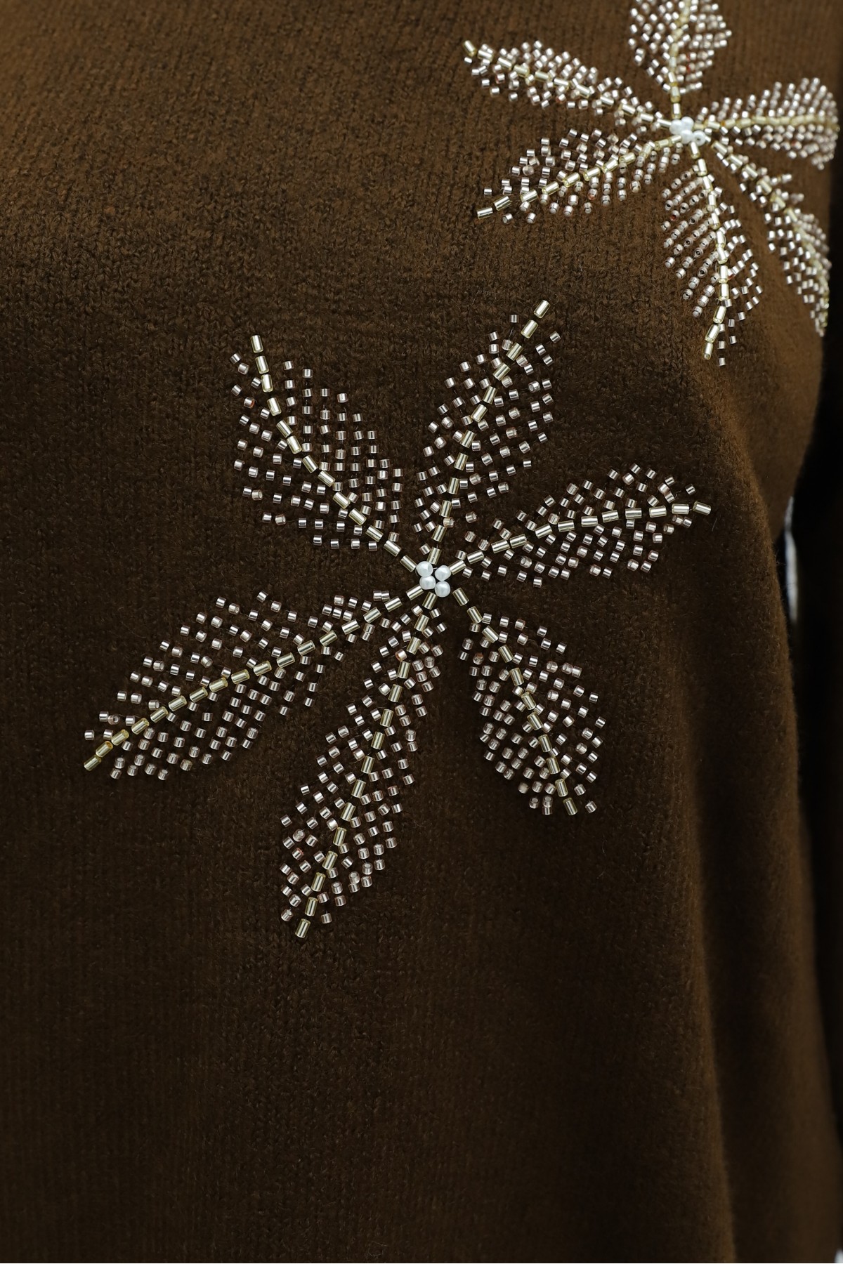 Floral Stone-Embellished Knit Tunic with Balloon Sleeves and Slits -Brown