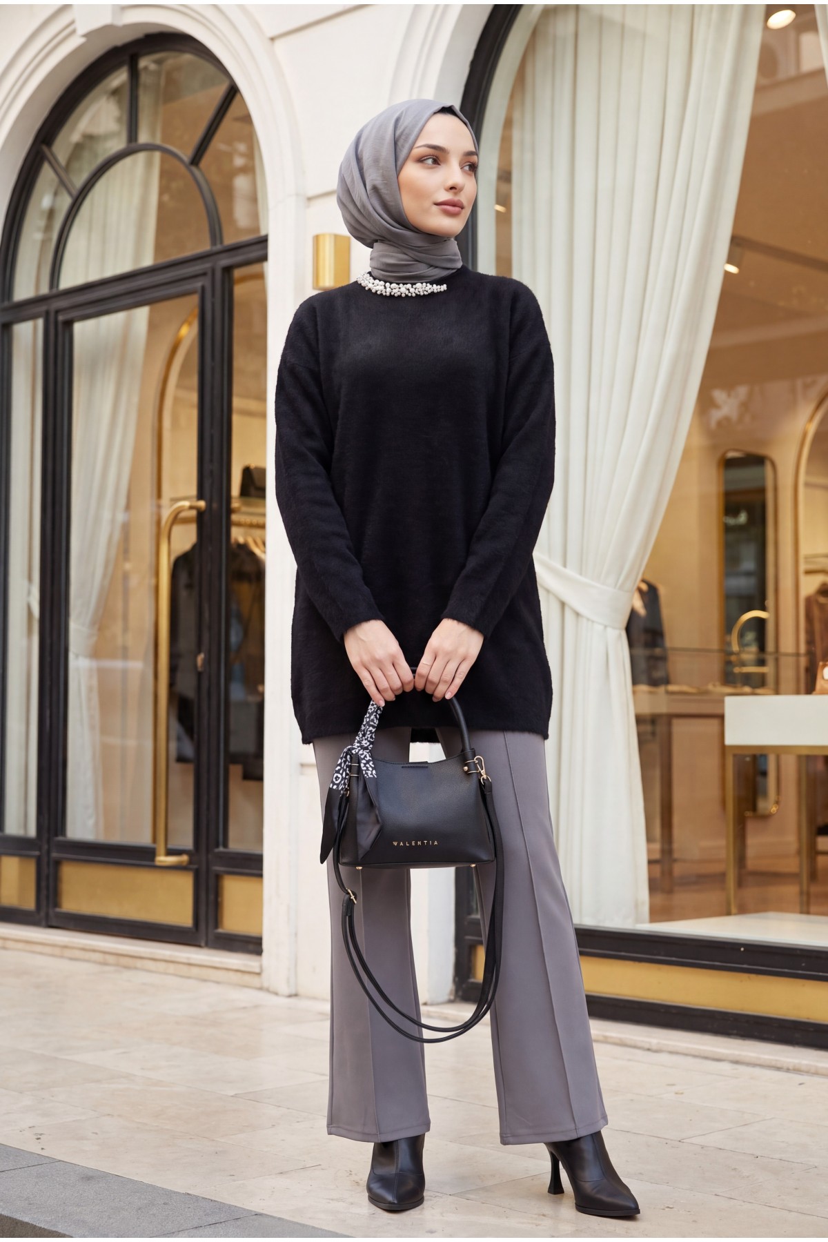 Fuzzy Knit Tunic with Pearl Detail on the Collar -Black