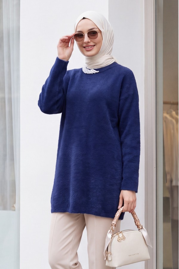 Fuzzy Knit Tunic with Pearl Detail on the Collar -Navy blue