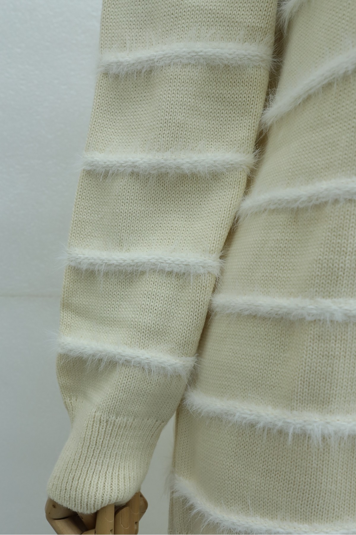 Knitted Set with Crew Neck, Striped Accents, and Matching Trousers -Cream color