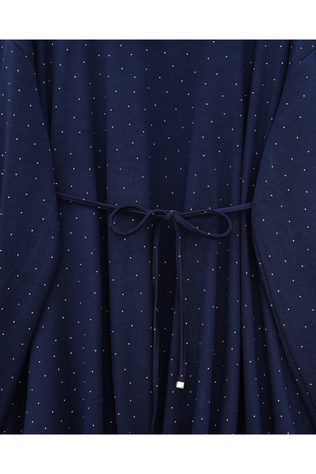 سويت شيرت من أويشو مع تنورة مرنة وخصر مربوط وياقة مدورة نصفية -كحلي