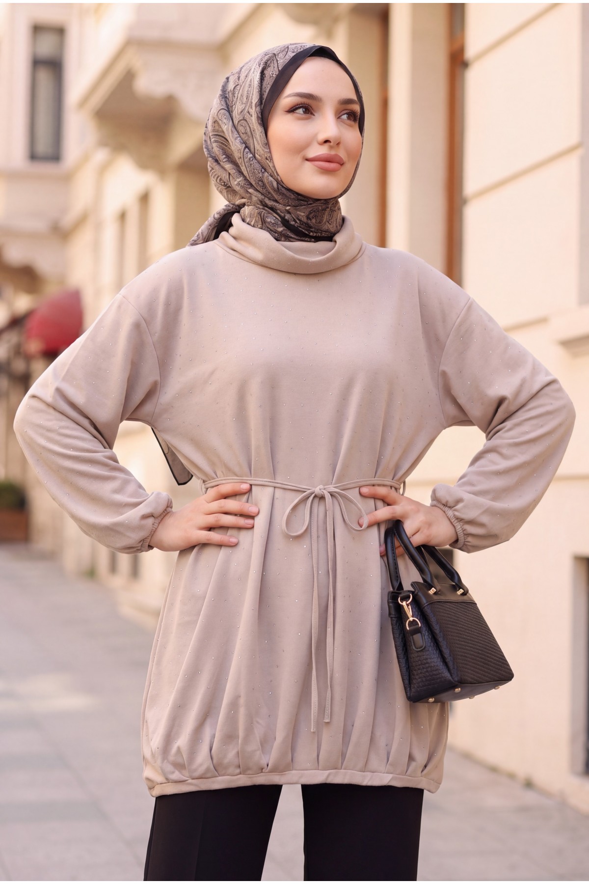 Eteği Lastikli Beli Bağcıklı Yarım Boğazlı Oysho Sweat -Açık Vizon