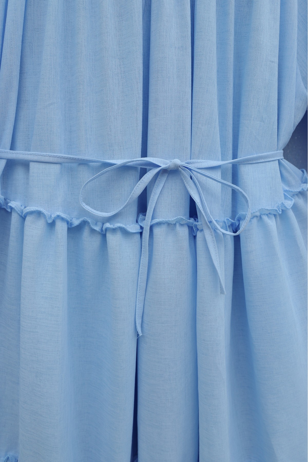 Kolu Lastikli Beli Bağlamalı Katlı Fırfır Detaylı Elbise  -Bebe Mavi