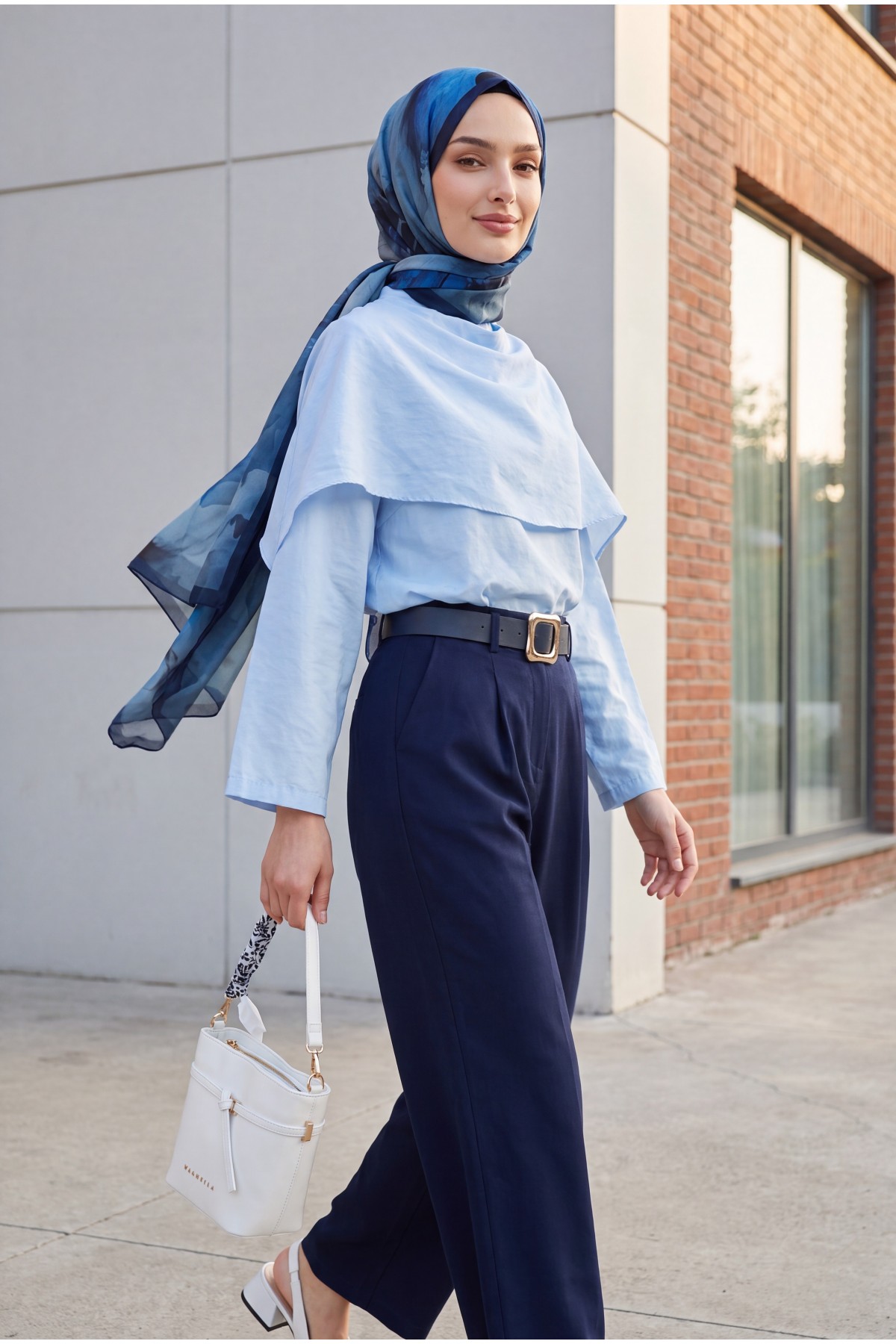 Çıkarılabilir Pelerinli Oversize Modal Tunik  -Bebe Mavi