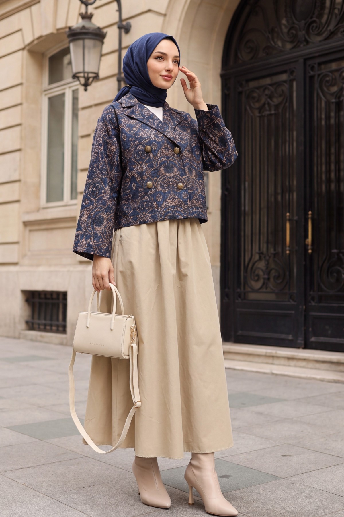 Quilted Jacket with Shirt Collar, Mixed Print, and Button Front -İndigo