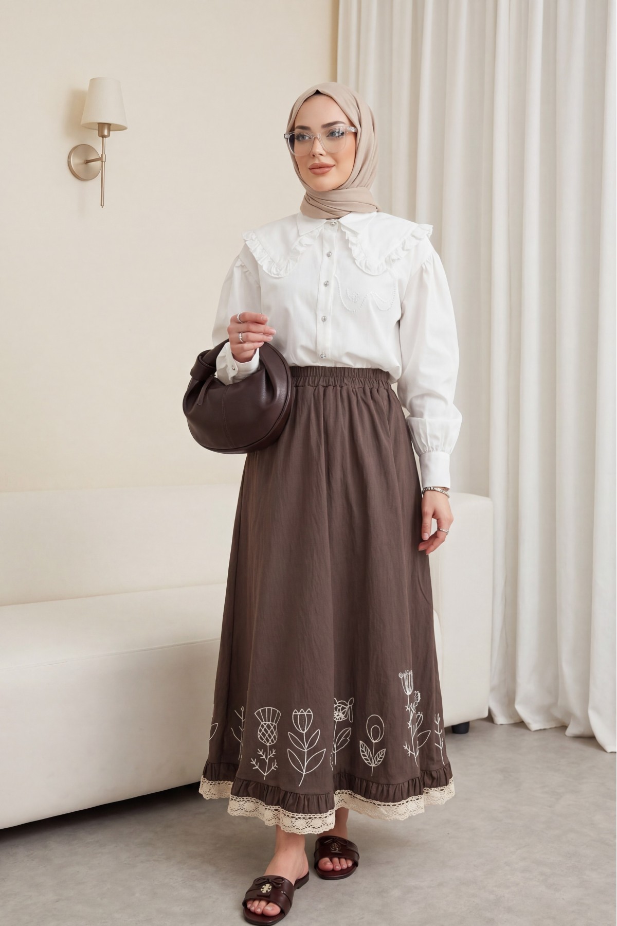 Lace Embroidered Elastic Waist Skirt  -Brown