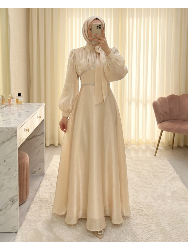 Yakası Fiyonklu Beli Taş Detaylı Balon Kol Abiye -Bej