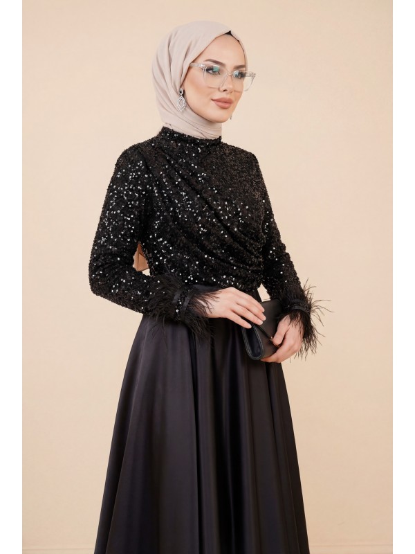 Üstü Pul Payet Kolları Tüylü Eteği Saten Abiye -Siyah