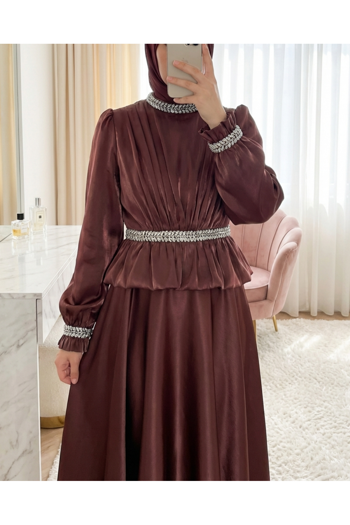 Beli Volan Detaylı Taşlı Janjan Saten Abiye -G.Kurusu