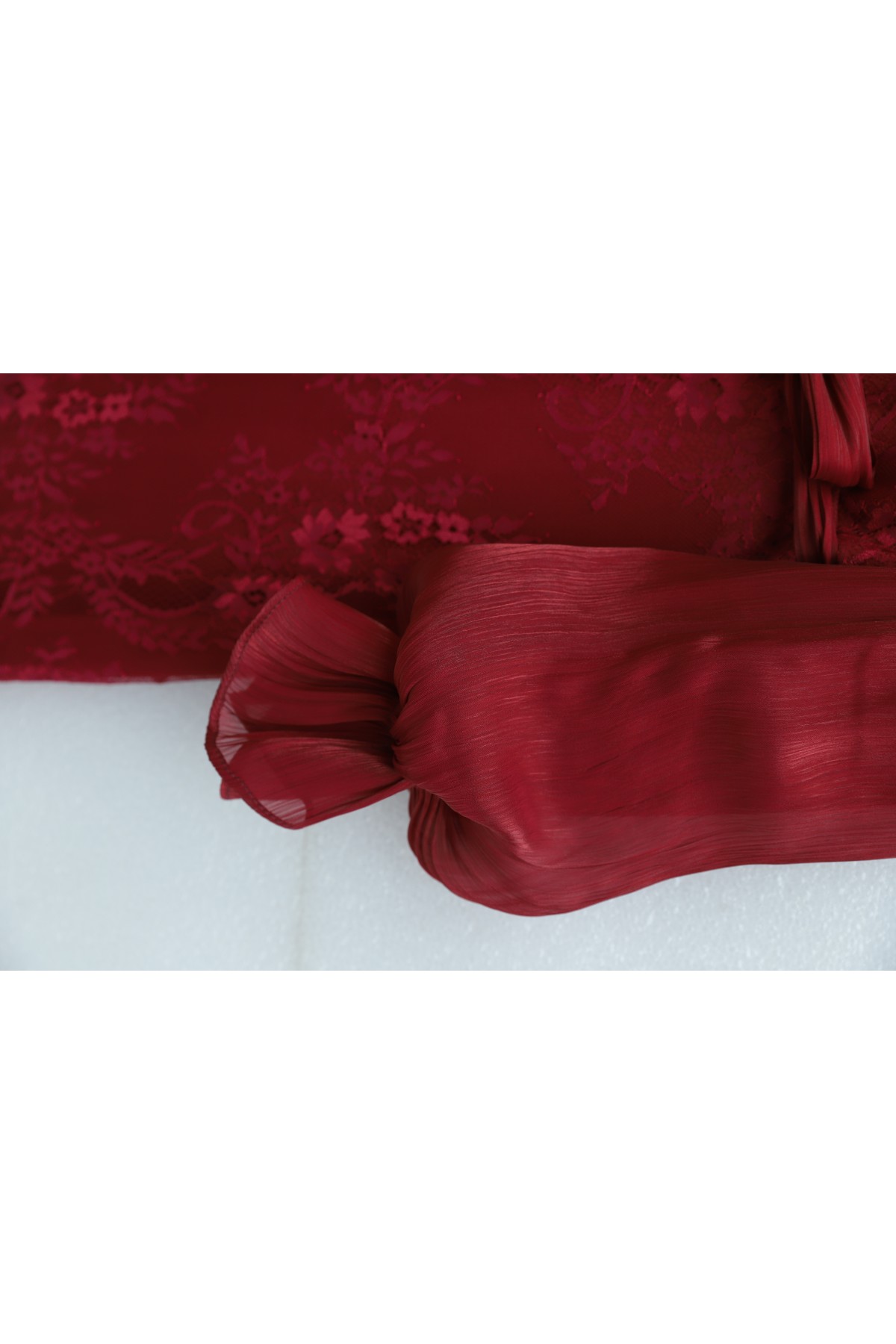 Dik Yaka Kolları Janjan Şifon Kemerli Dantel Elbise -Bordo