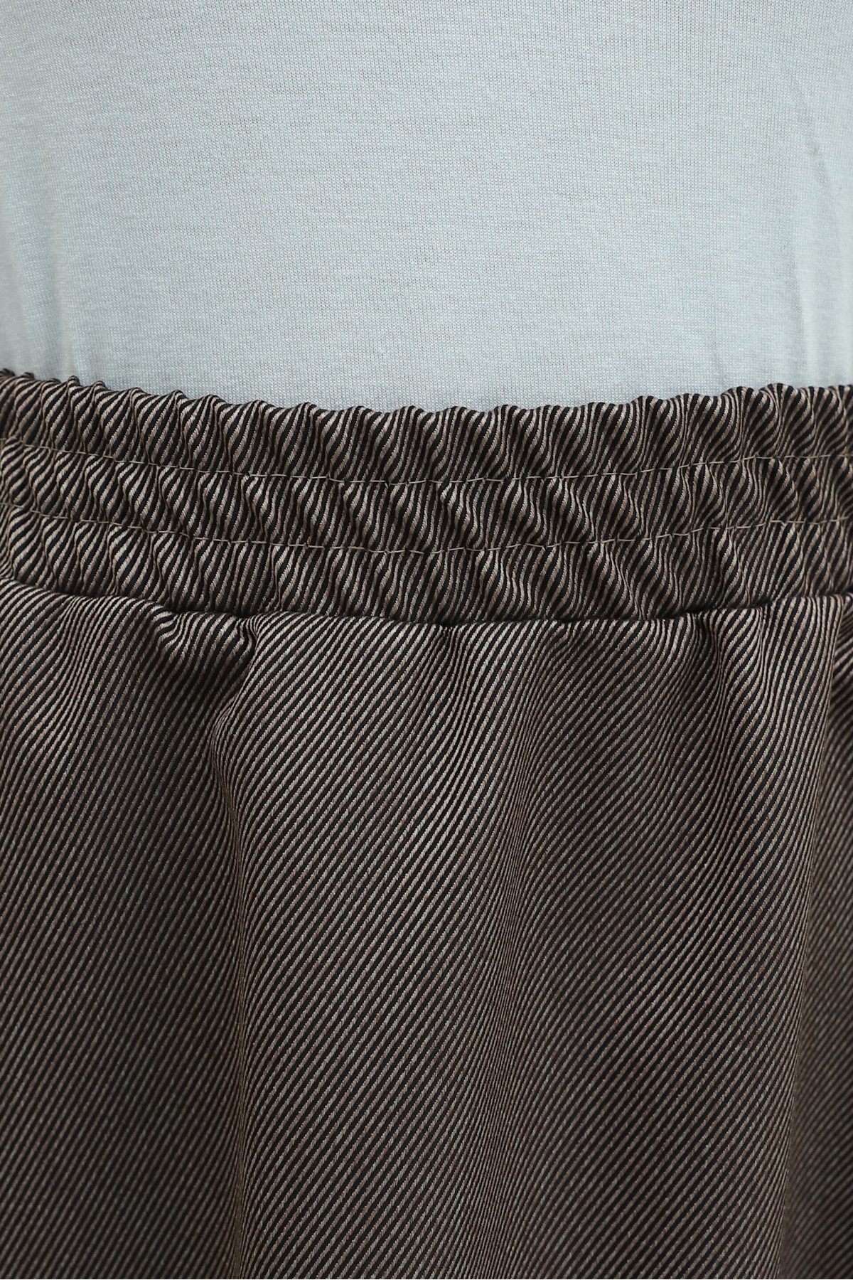 Diagonal Skirt with Elastic Waist and Double Pockets  -Light coffee