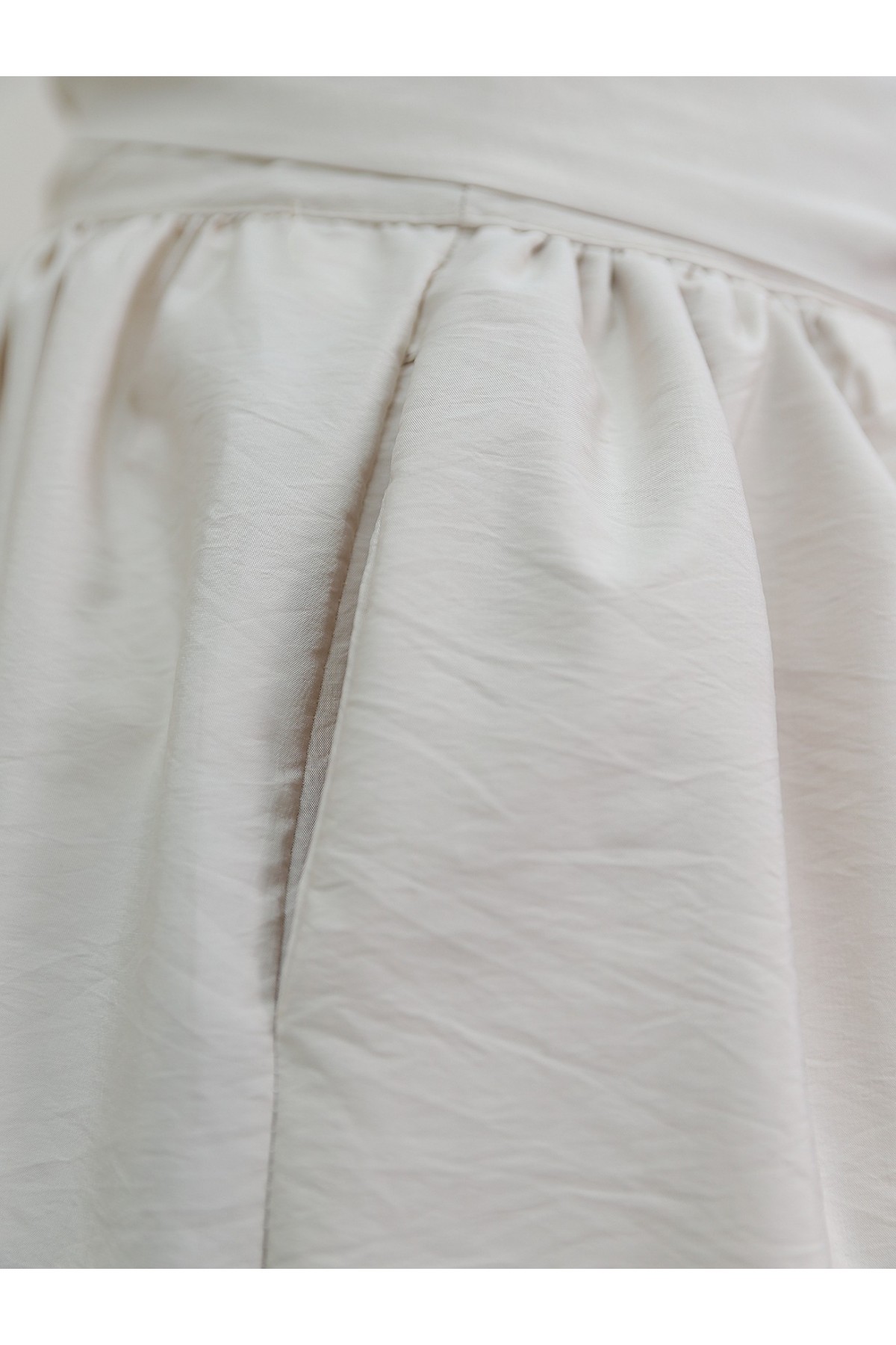 Pleated Belted Parachute Skirt - Beige