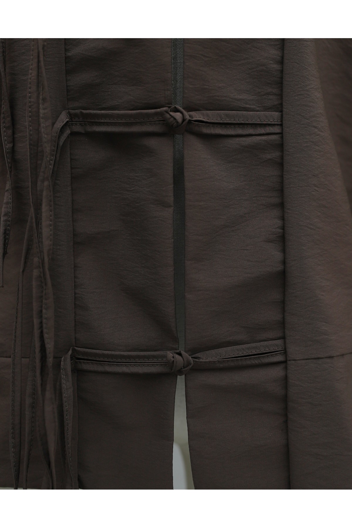Chinese Knot Closure Mandarin Collar Parachute Kimono -Brown