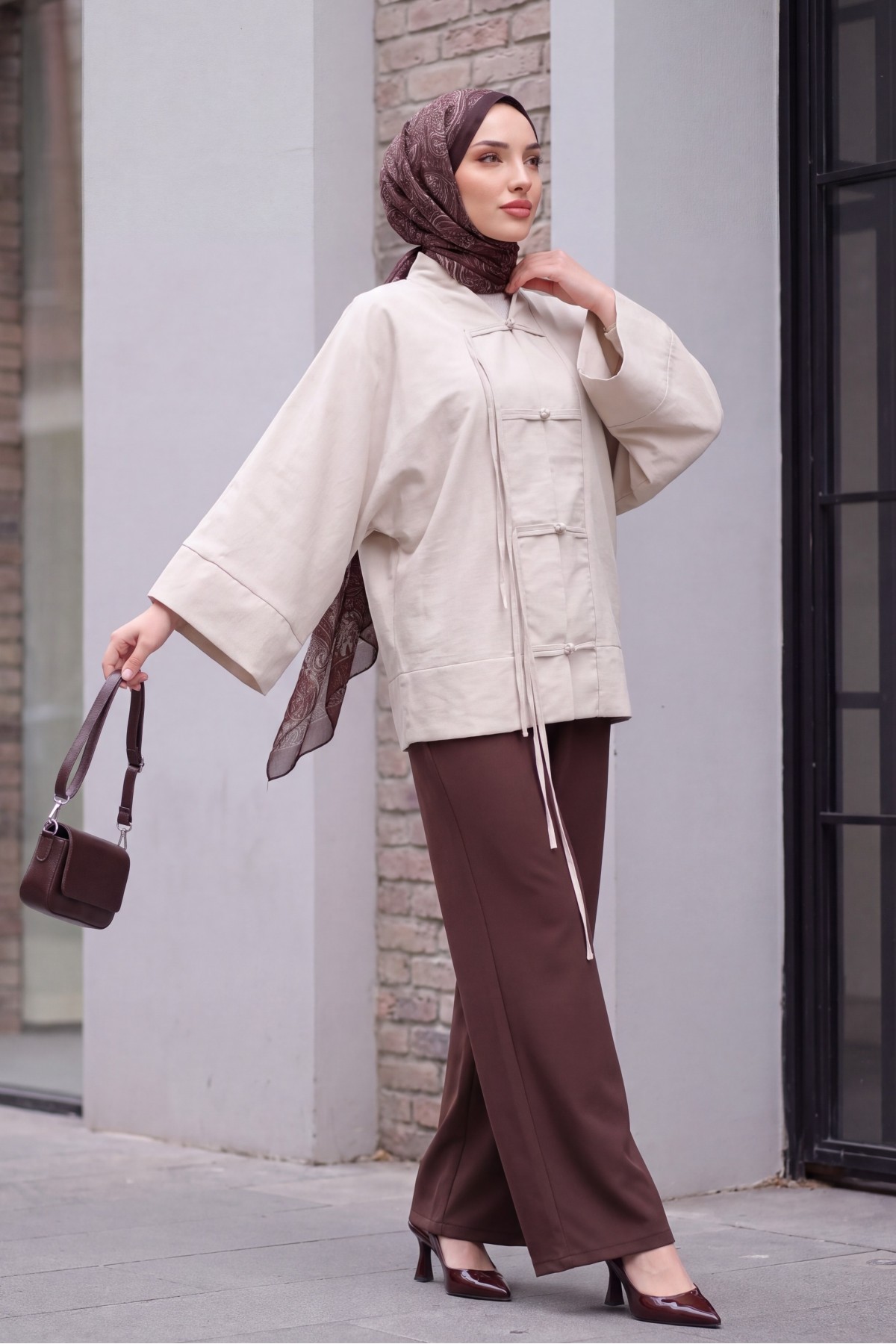 Chinese Knot Closure Mandarin Collar Parachute Kimono -Stone