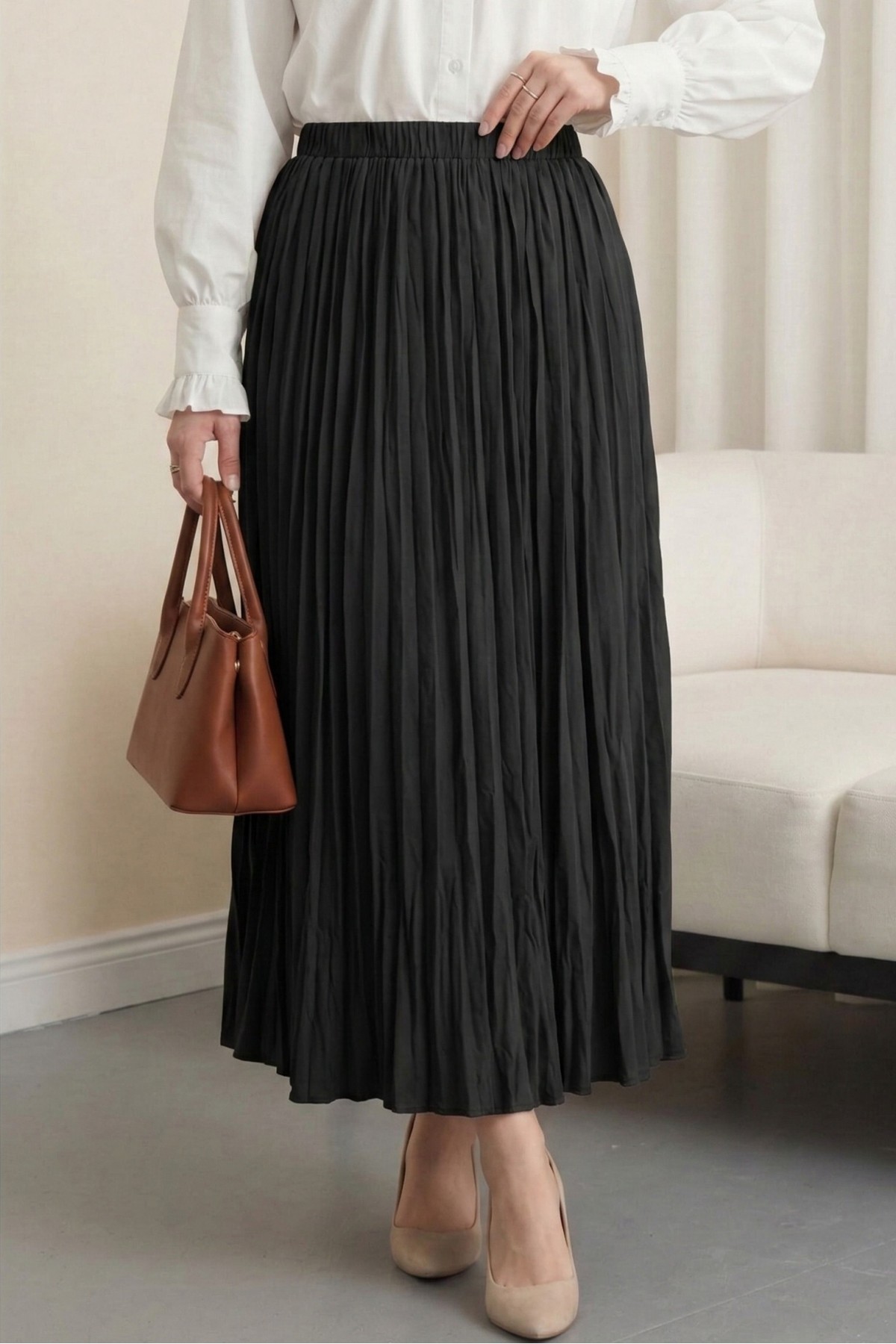 تنورة واسعة بخصر مطاطي -أسود