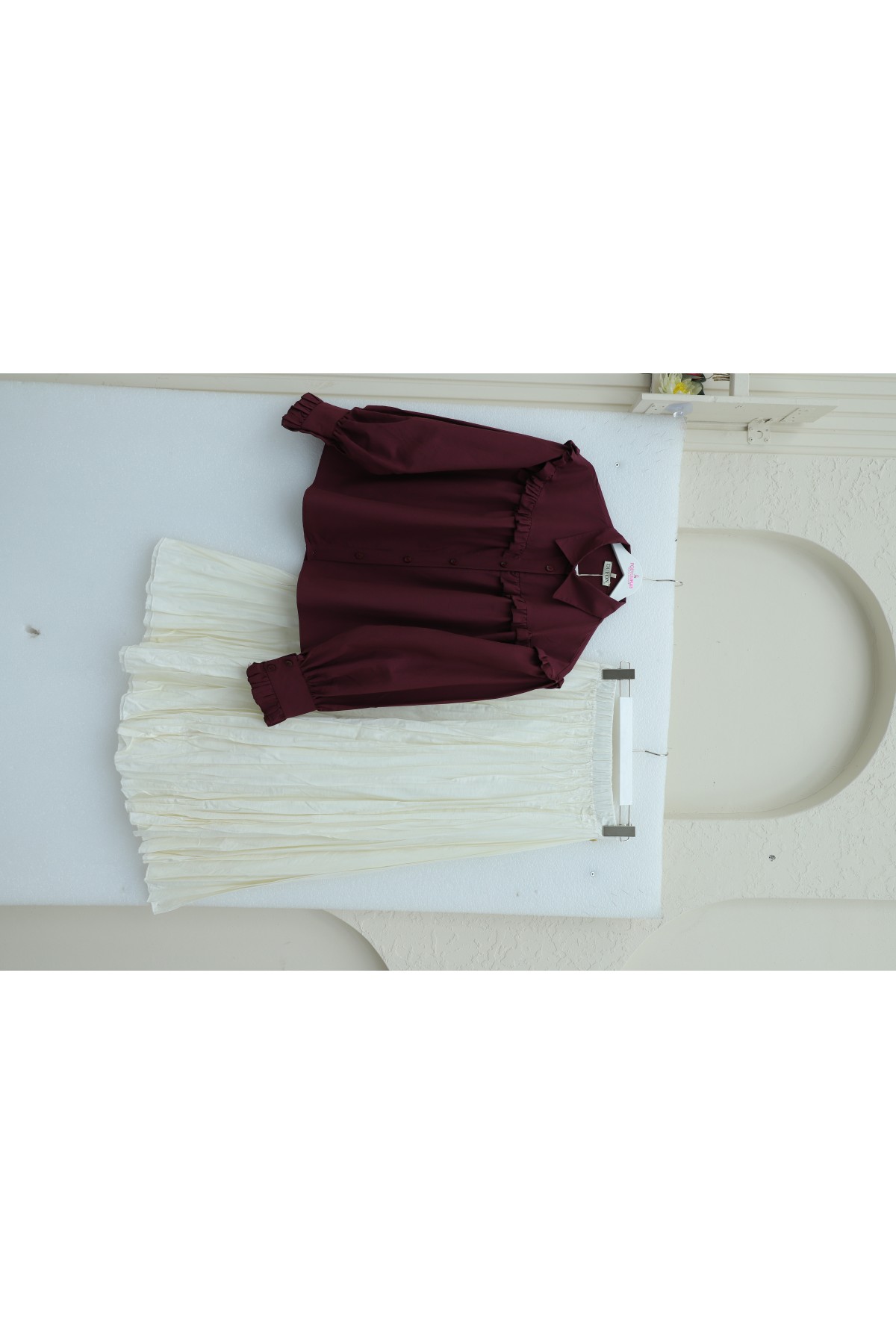 تنورة واسعة بخصر مطاطي  -أبيض سكري