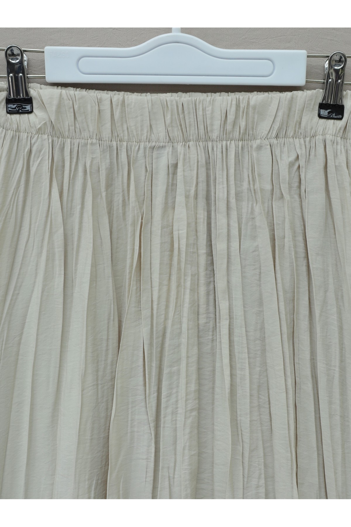 تنورة واسعة بخصر مطاطي -اللون البيج